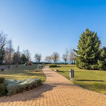 Myflat 812 * Siófok